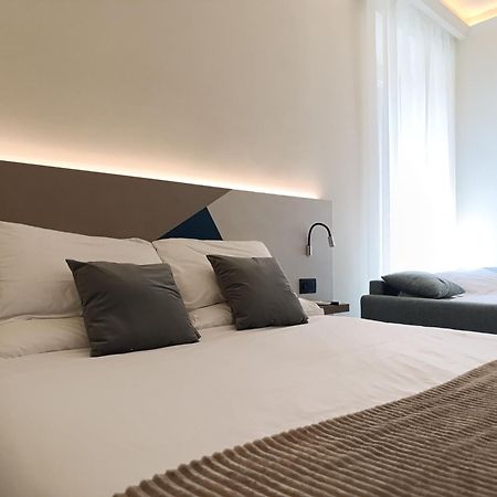 Honeycomb Guesthouse Рим Екстериор снимка