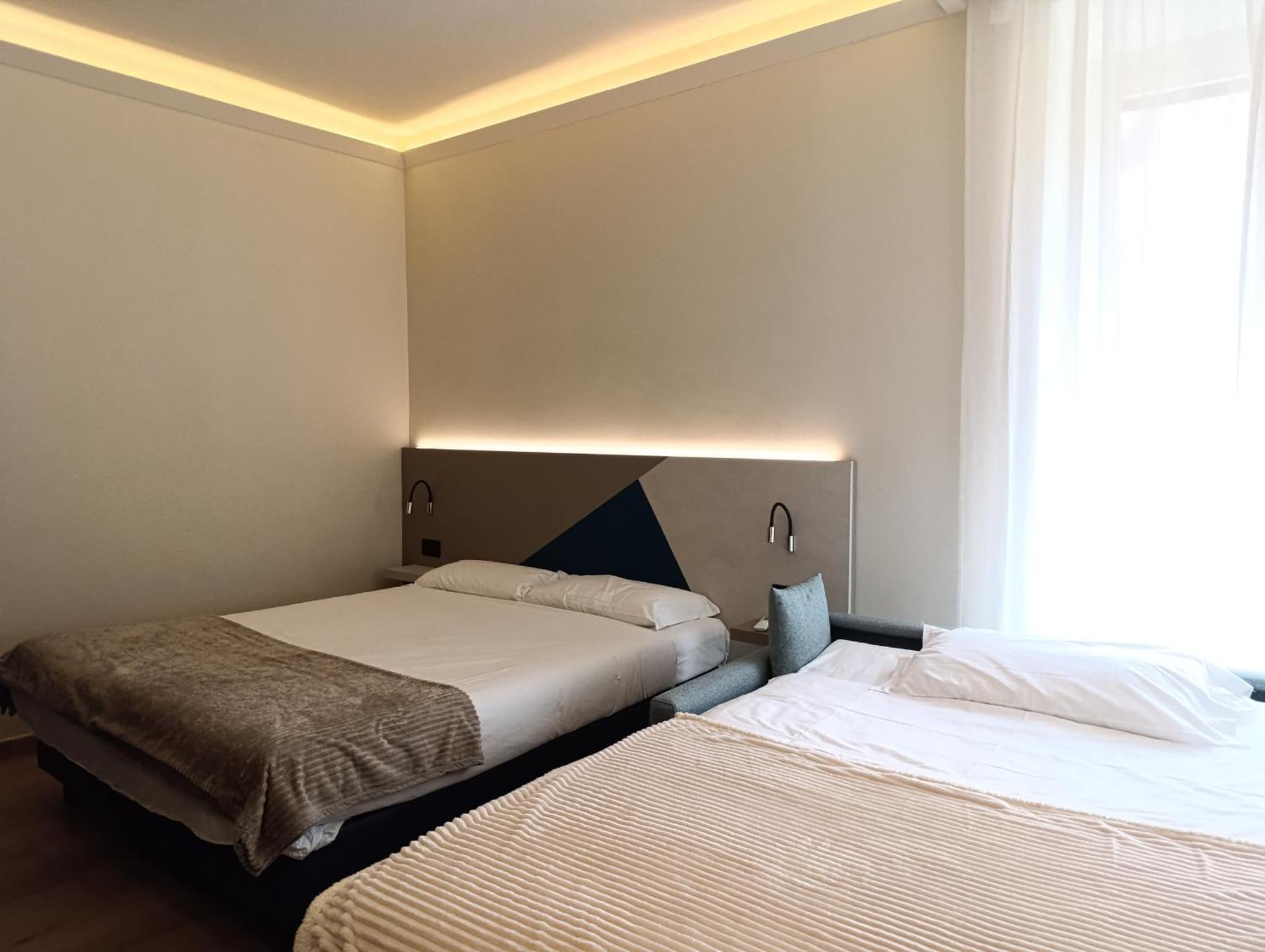 Honeycomb Guesthouse Рим Екстериор снимка