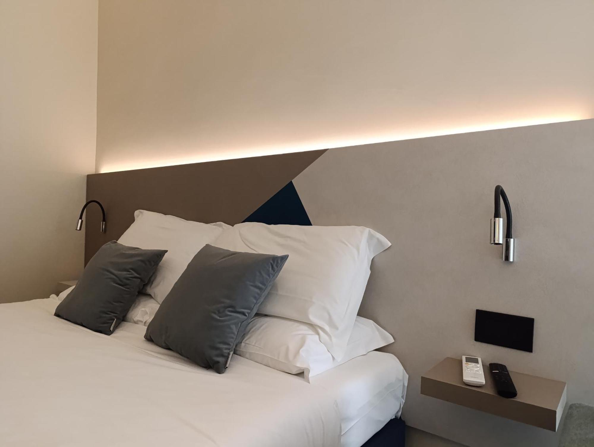 Honeycomb Guesthouse Рим Екстериор снимка